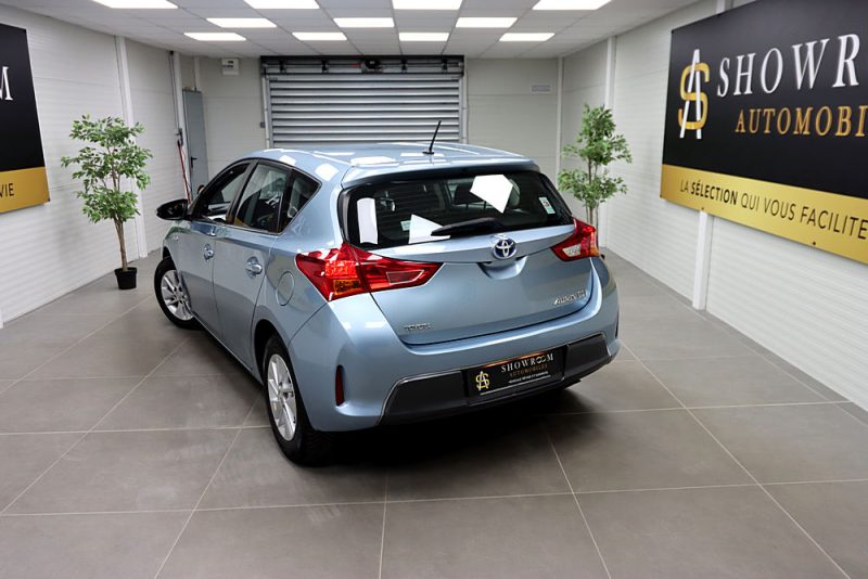 TOYOTA AURIS 2014