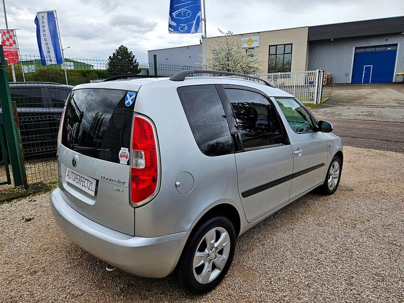 SKODA ROOMSTER 2008