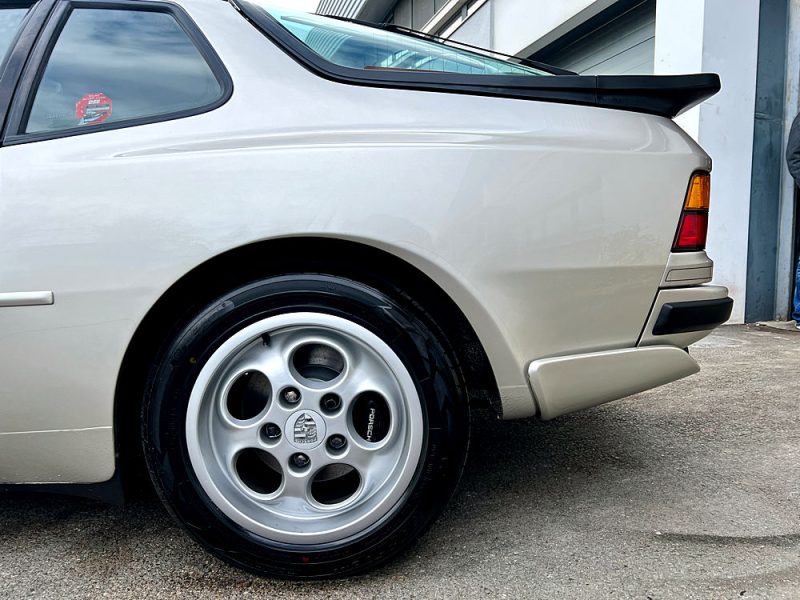 PORSCHE 944 TURBO 1988