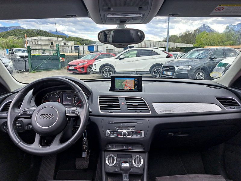 AUDI Q3 2012