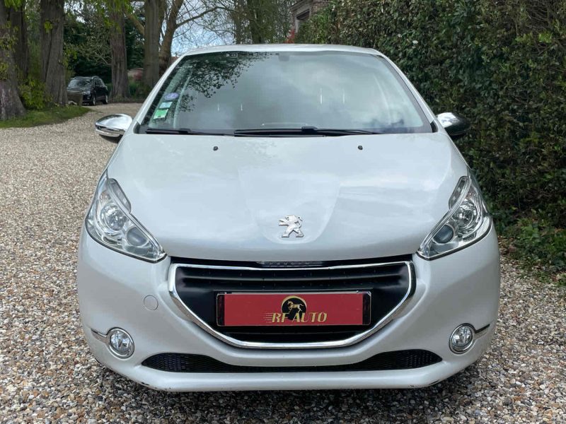 PEUGEOT 208 I 2014 1.2 VTI  82cv