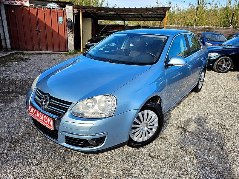 VOLKSWAGEN JETTA III  1,6 FSI 115 CH CONFORT 