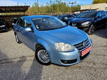 VOLKSWAGEN JETTA III  1,6 FSI 115 CH CONFORT 