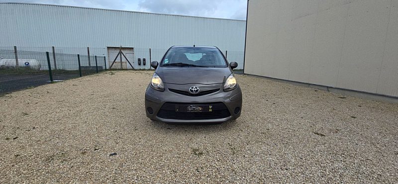 TOYOTA AYGO 2013