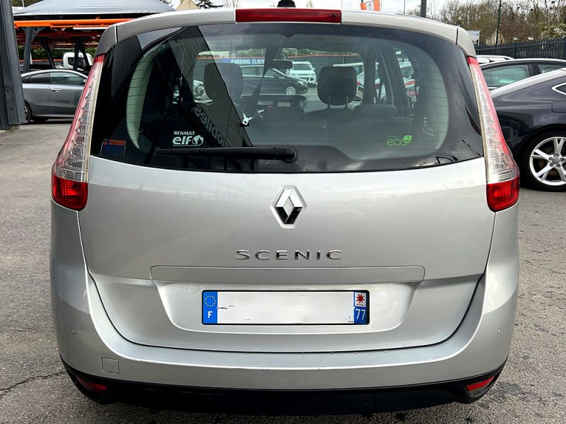 RENAULT GRAND SCENIC III 1.5 DCI 105 Cv 7 PLACES / GPS TOMTOM BLUETOOTH - GARANTIE 1 AN