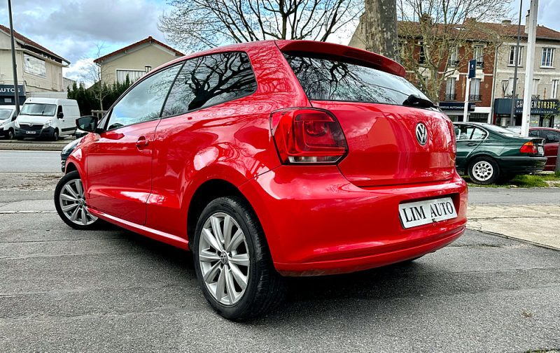 VOLKSWAGEN POLO 2010