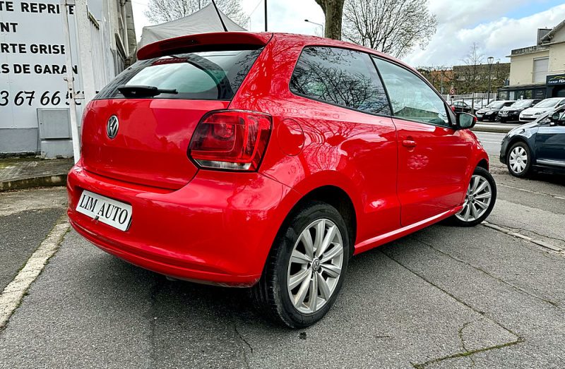 VOLKSWAGEN POLO 2010