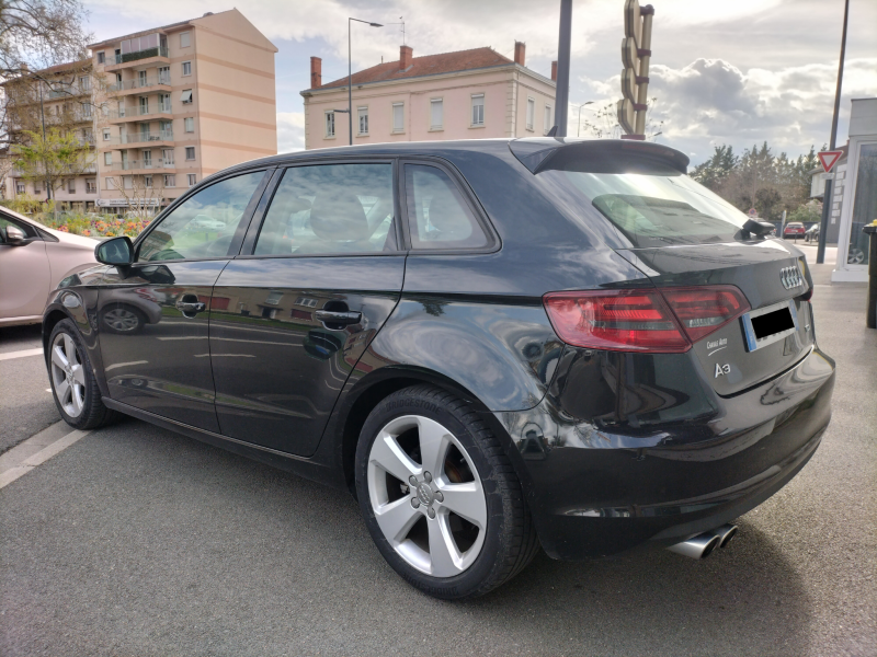 AUDI A3 Sportback AMBITION S-TRONIC