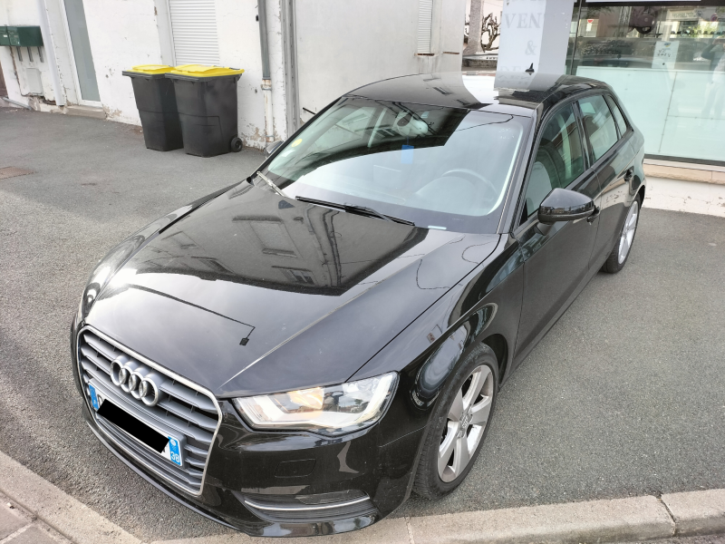 AUDI A3 Sportback AMBITION S-TRONIC