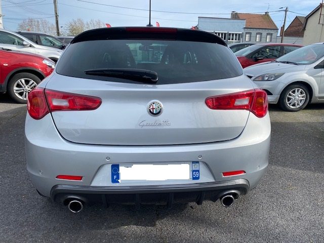 ALFA ROMEO  GIULIETTA  2016