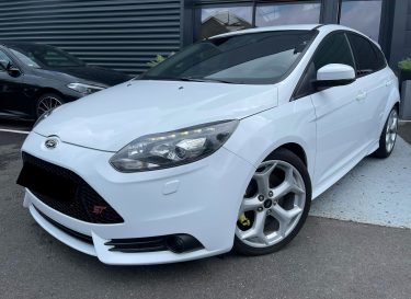 Ford FOCUS ST III 2.0 ECOBOOST 250 ST 5P