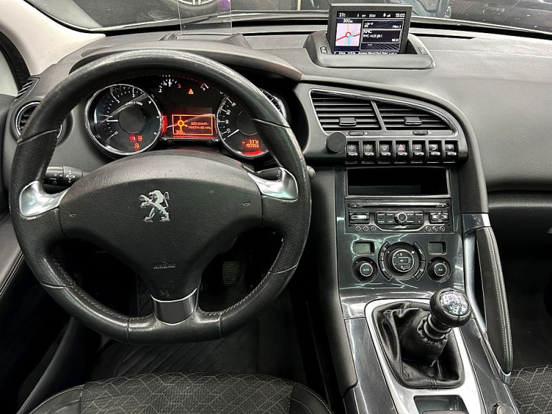 PEUGEOT 3008 Monospace 2014