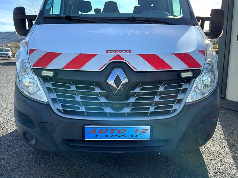 RENAULT MASTER III Camion plate-forme/Châssis 2017