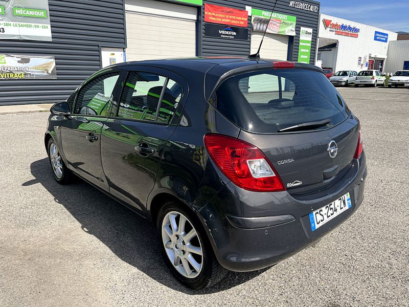 OPEL CORSA 2013