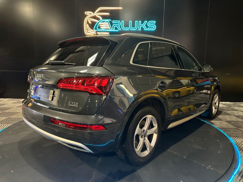 AUDI Q5 2.0 TDI 190cv Design Luxe S-Tronic7 / TOIT OUVRANT/CAMERA DE RECUL/DRIVE SELECT