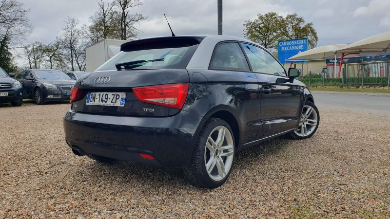 AUDI A1 2011