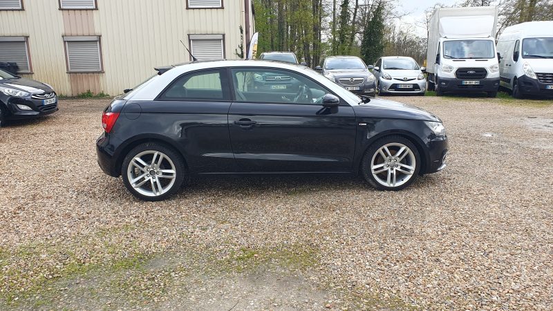 AUDI A1 2011