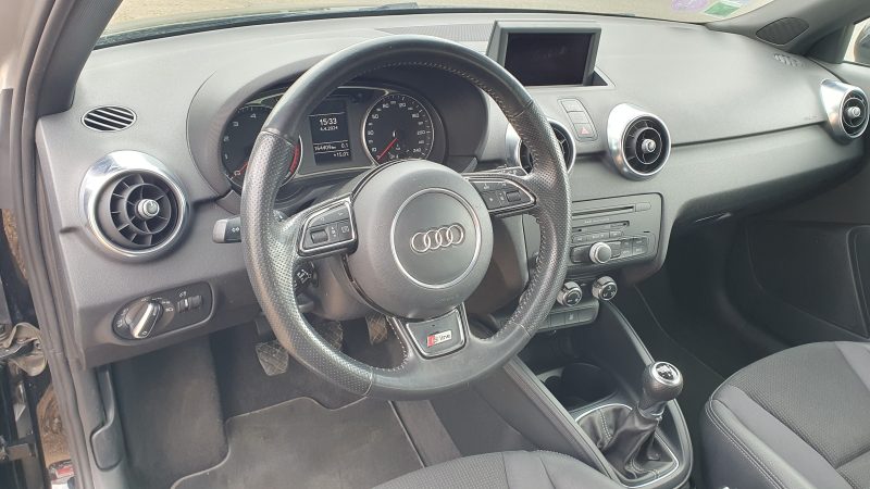 AUDI A1 2011