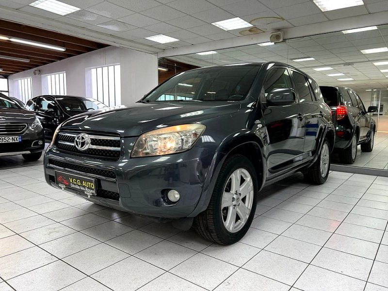 TOYOTA RAV 4 III 2.2 D 4WD 177cv CLEAN POWER