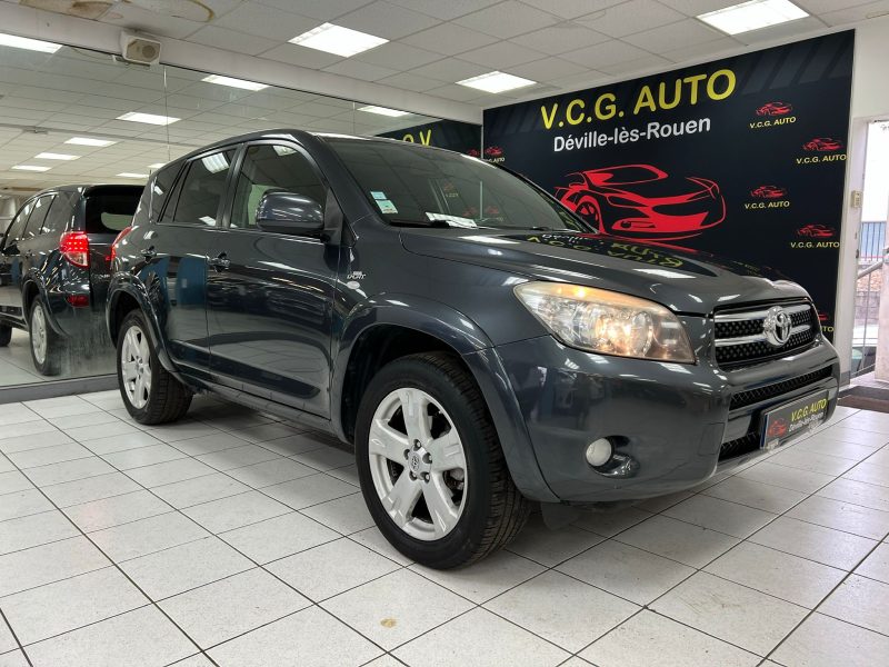 TOYOTA RAV 4 III 2.2 D 4WD 177cv CLEAN POWER