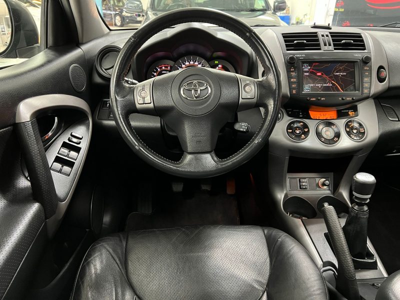 TOYOTA RAV 4 III 2.2 D 4WD 177cv CLEAN POWER