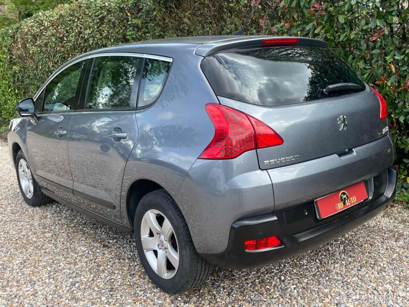 PEUGEOT 3008 Monospace 2011 1.6 HDi  112cv