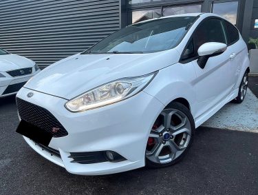 FORD FIESTA 1.6 ECOBOOST 182 ST 3P
