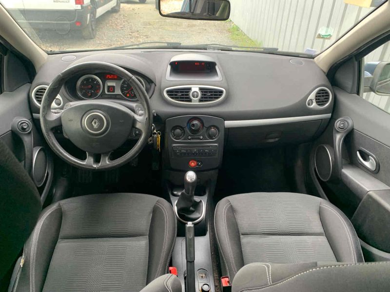 RENAULT CLIO III 2009