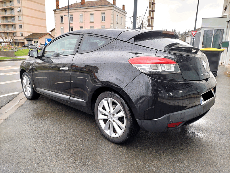 RENAULT MEGANE III Coupé XV DE FRANCE