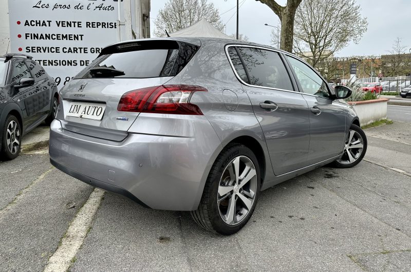 PEUGEOT 308 II 2015