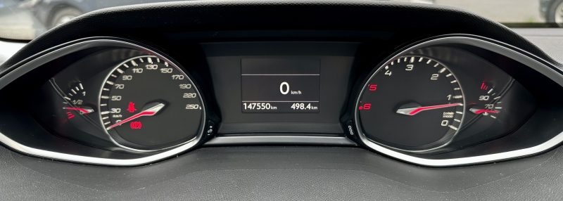 PEUGEOT 308 II 2015