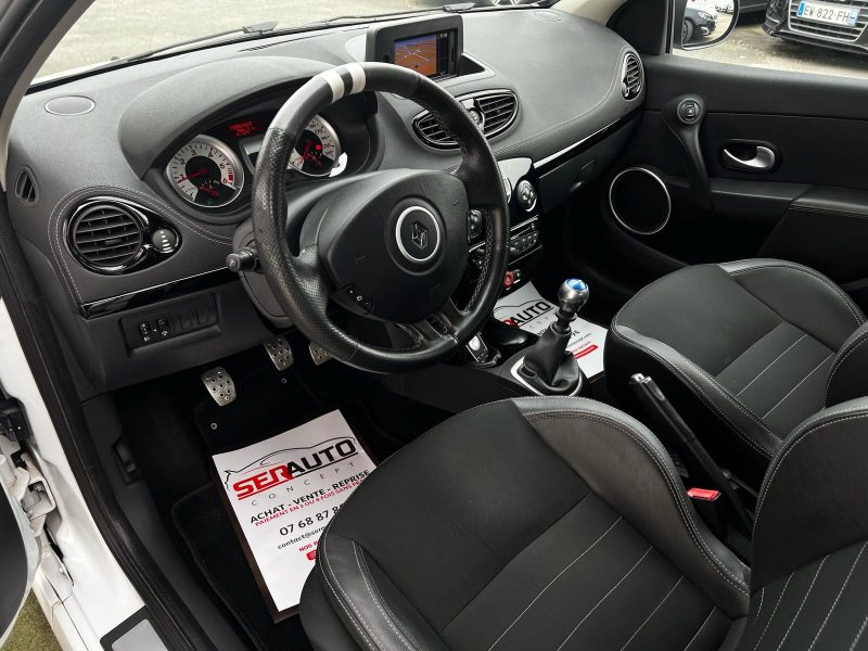 RENAULT CLIO III 2012