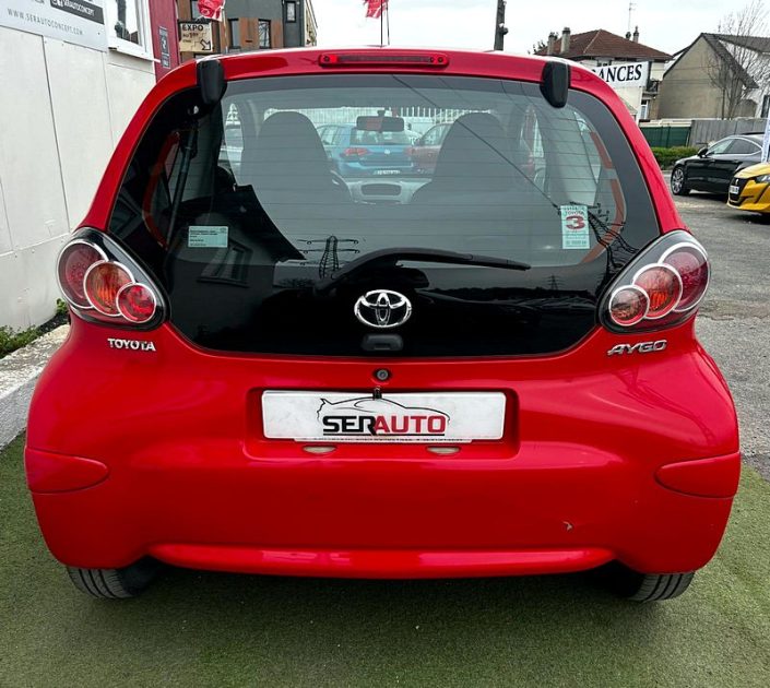 TOYOTA AYGO 2013