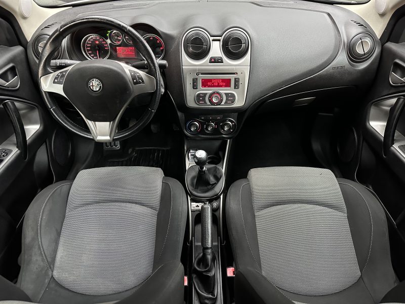 ALFA ROMEO MITO 2011