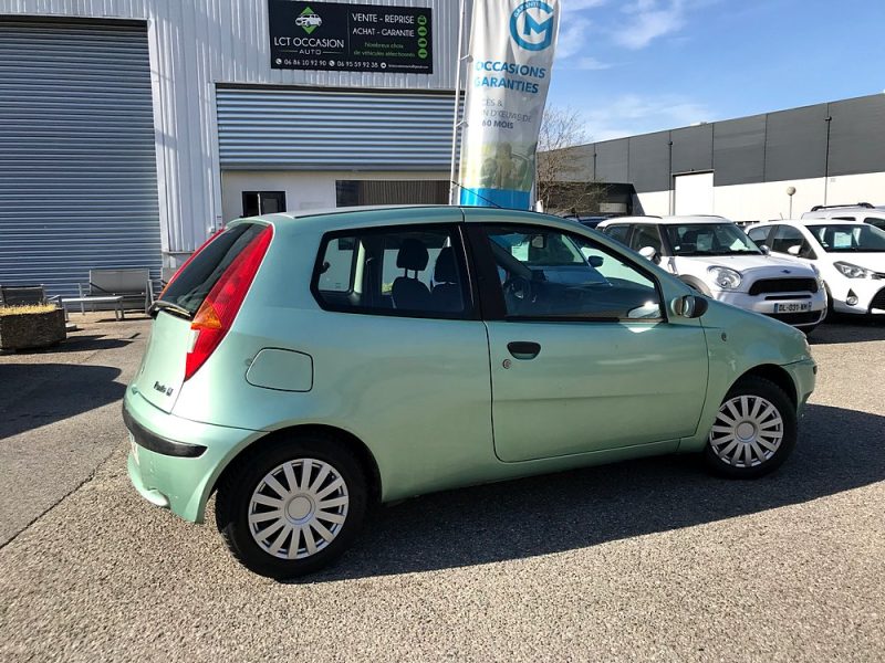 FIAT PUNTO - 1.2i 60cv ELX - DANS L'ÉTAT DU CONTROLE TECHNIQUE