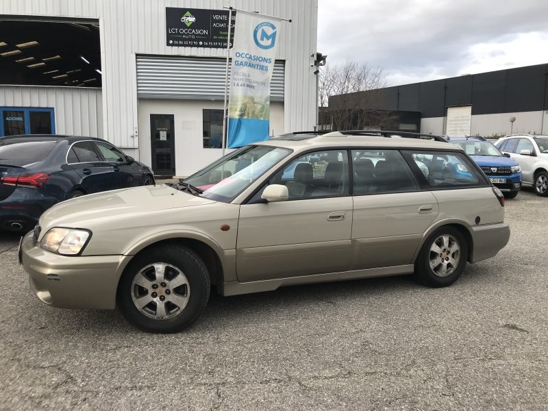 SUBARU LEGACY OUTBACK - 2.5 i 4WD 156cv break - dans l'état du contrôle technique