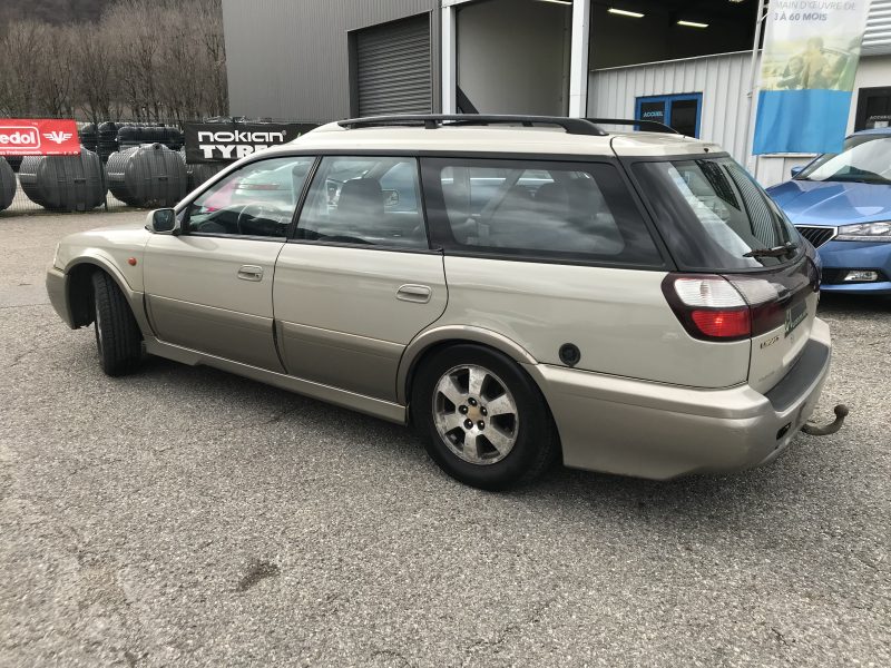 SUBARU LEGACY OUTBACK - 2.5 i 4WD 156cv break - dans l'état du contrôle technique