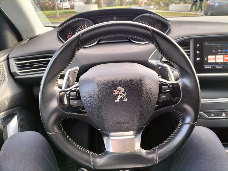 PEUGEOT 308 II ALLURE BUSINESS