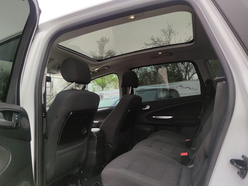 FORD S-MAX 2011