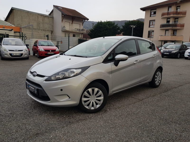 FORD FIESTA VI (I) 1.25i 82CV TREND