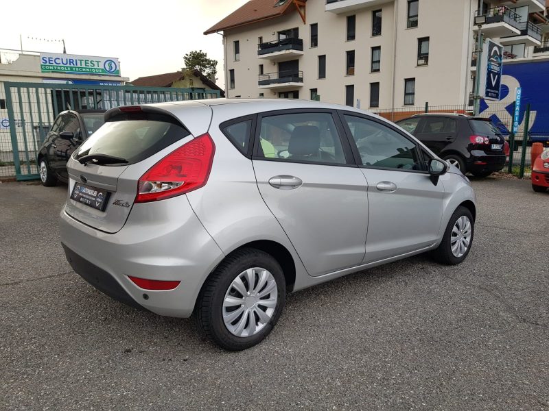 FORD FIESTA VI (I) 1.25i 82CV TREND