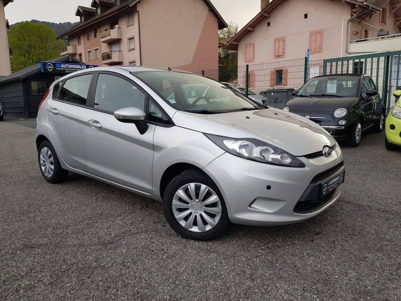 FORD FIESTA VI (I) 1.25i 82CV TREND