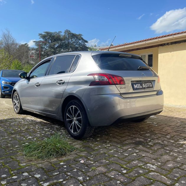 PEUGEOT 308 2015