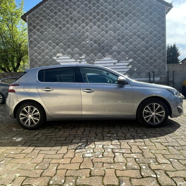 PEUGEOT 308 2015