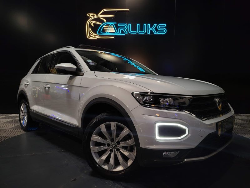 VOLKSWAGEN T-ROC 1.5 TSI 150 CV DSG7 CARAT CAMERA / TOIT OUVRANT / APPLE CARPLAY