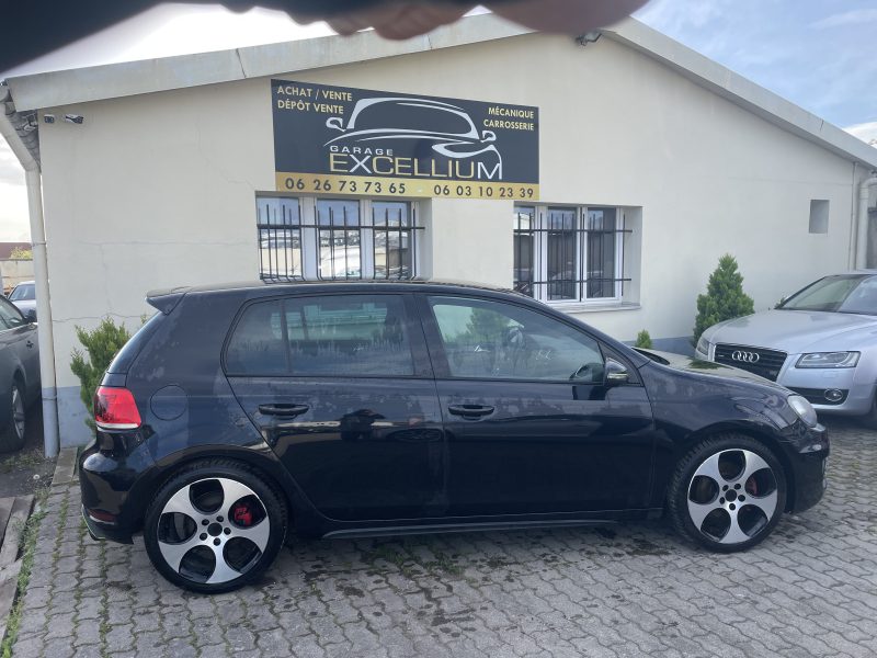 VOLKSWAGEN GOLF VI 2012