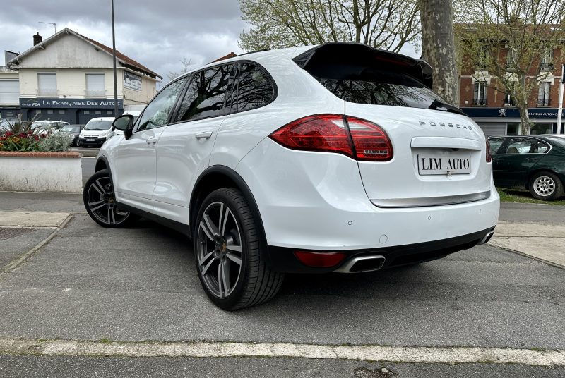 PORSCHE CAYENNE 2012