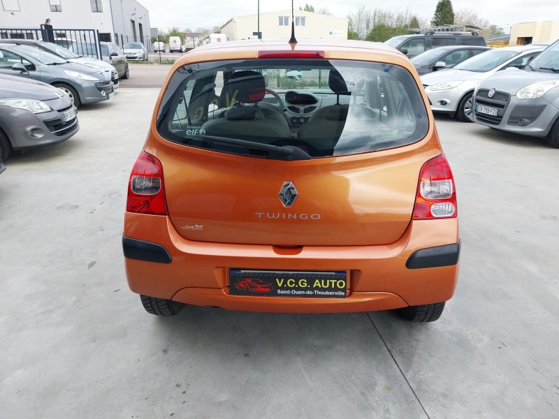 RENAULT TWINGO II 1.2 60 Expression