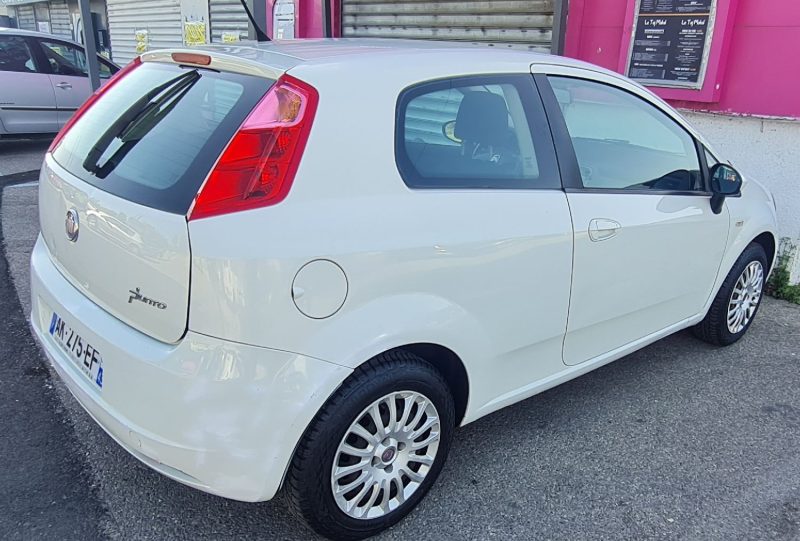 FIAT GRANDE PUNTO 2010