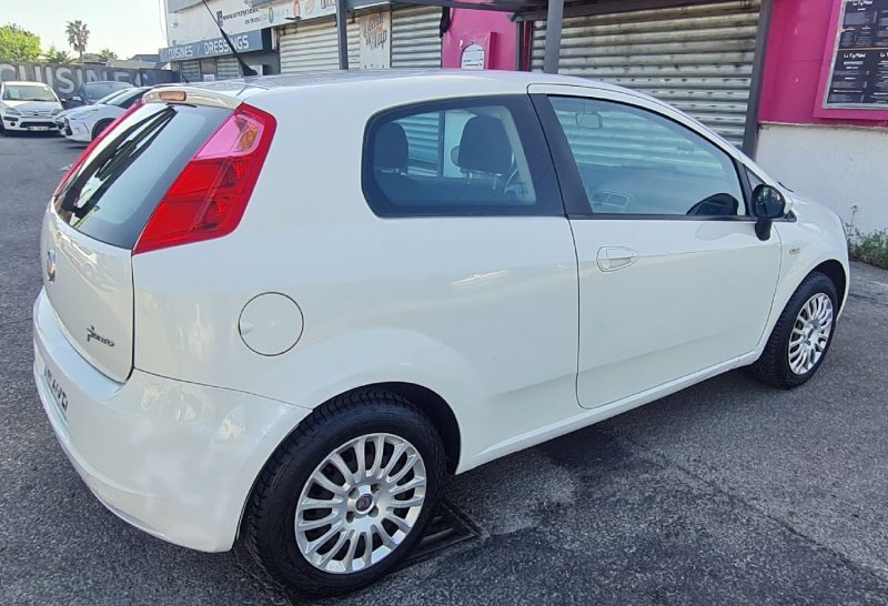 FIAT GRANDE PUNTO 2010